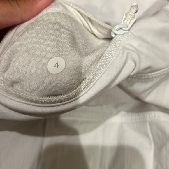 lululemon athletic skort - Picture 3 of 3